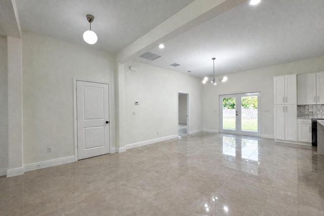 655 SW Seagull Terrace, Port St. Lucie, Port St Lucie, FL 34953