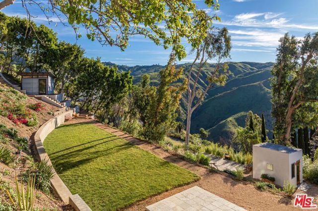 21812 Castlewood Drive, Malibu, CA 90265