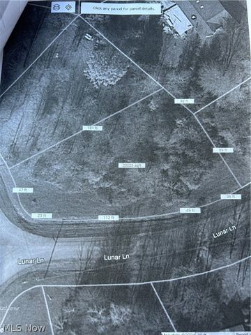 952 Lunar Lane, Roaming Shores, OH 44085