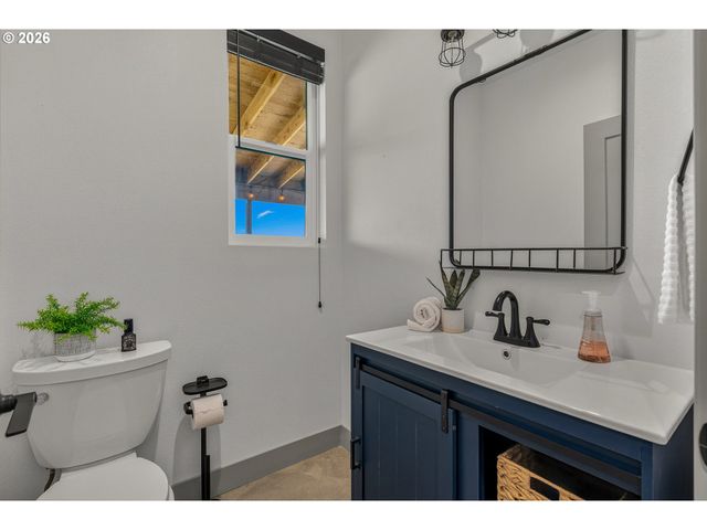6738 Nw 271ST Ave, Hillsboro, OR 97124