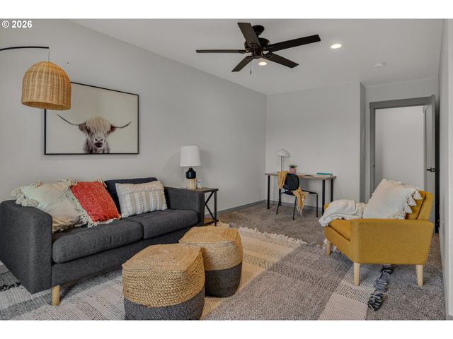 6738 Nw 271ST Ave, Hillsboro, OR 97124