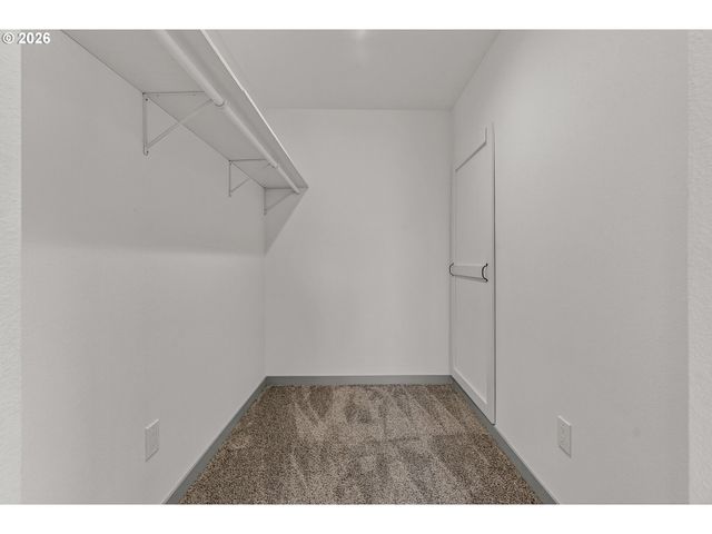 6738 Nw 271ST Ave, Hillsboro, OR 97124