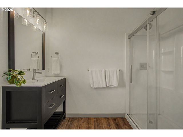 6738 Nw 271ST Ave, Hillsboro, OR 97124