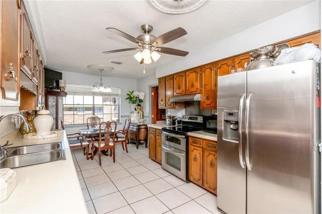 2820 Woodmill Lane, Mobile, AL 36695