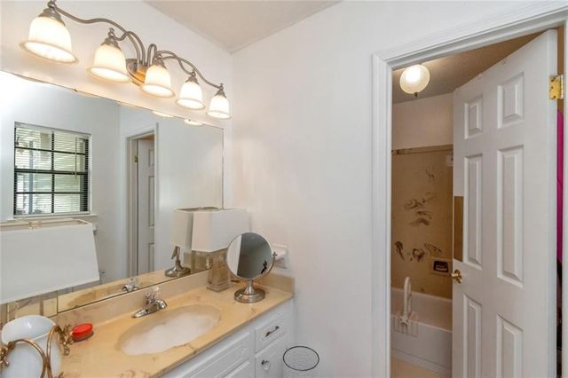 2820 Woodmill Lane, Mobile, AL 36695