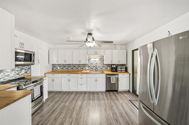 8635 CHESEBRO AVENUE, North Port, FL 34287