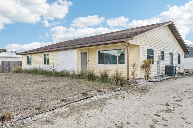 8635 CHESEBRO AVENUE, North Port, FL 34287