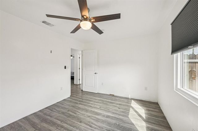 8635 CHESEBRO AVENUE, North Port, FL 34287