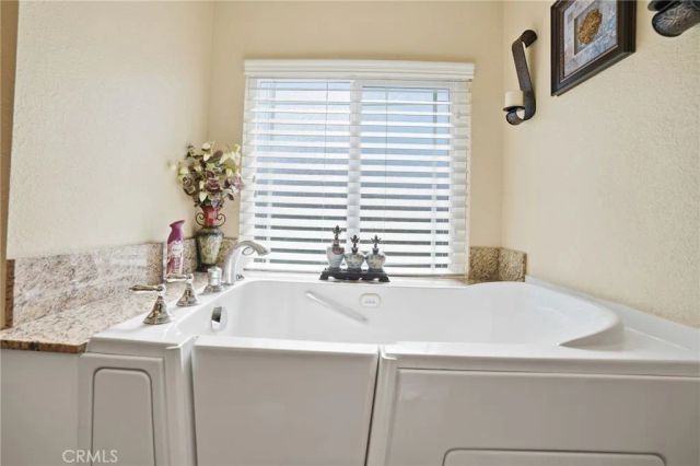 1481 Martinique Drive, Hemet, CA 92543