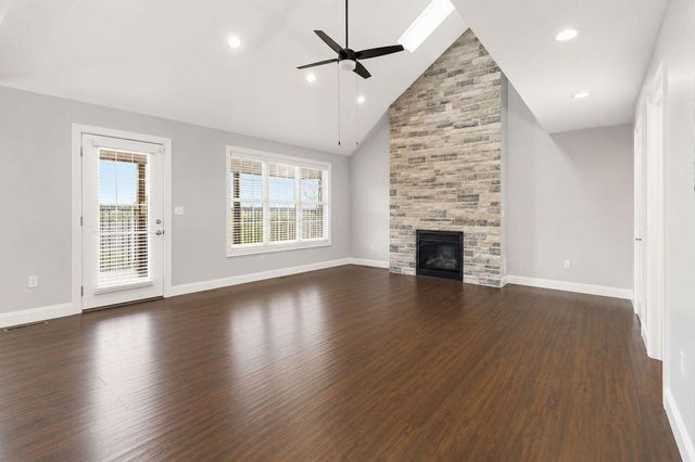 607 Shimmering Moon Drive, Somerset, KY 42503
