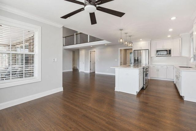 607 Shimmering Moon Drive, Somerset, KY 42503