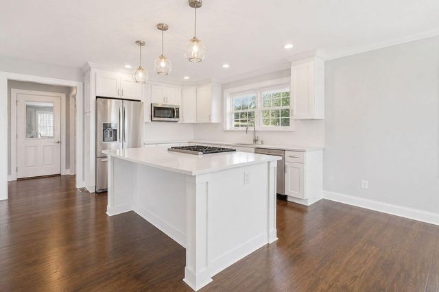 607 Shimmering Moon Drive, Somerset, KY 42503