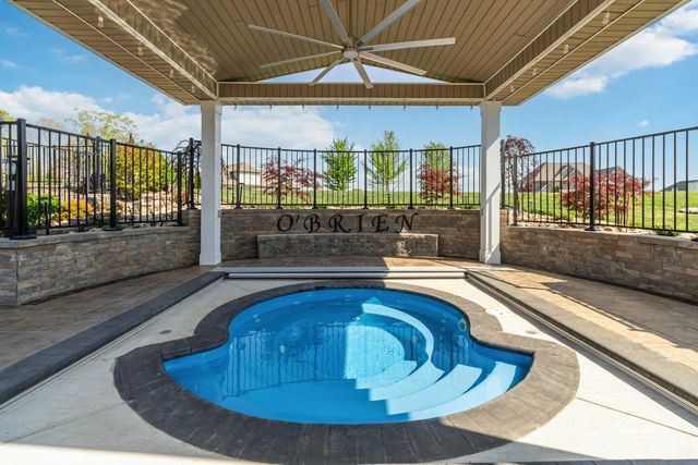 607 Shimmering Moon Drive, Somerset, KY 42503