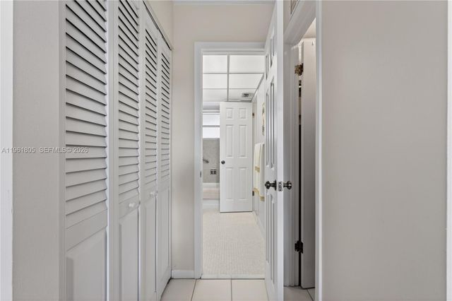 2800 NW 47th Terrace 205B, Lauderdale Lakes, FL 33313