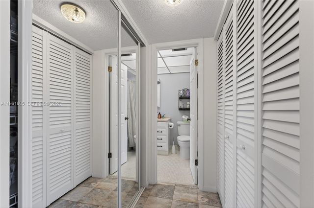 2800 NW 47th Terrace 205B, Lauderdale Lakes, FL 33313