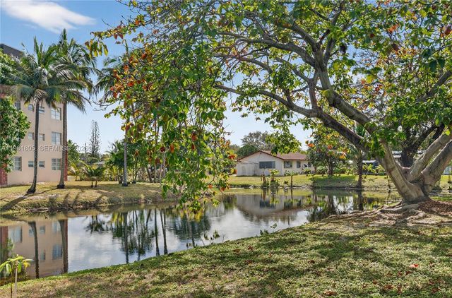 2800 NW 47th Terrace 205B, Lauderdale Lakes, FL 33313
