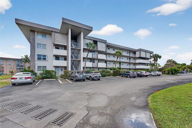 2800 NW 47th Terrace 205B, Lauderdale Lakes, FL 33313