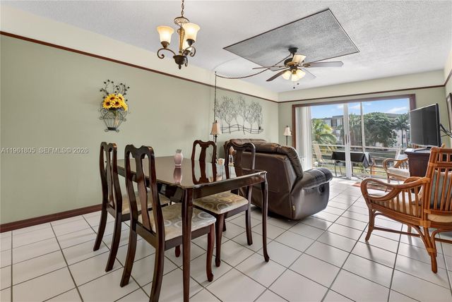 2800 NW 47th Terrace 205B, Lauderdale Lakes, FL 33313