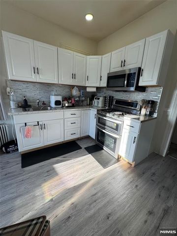 274 18th Street 278, Paterson, NJ 07524