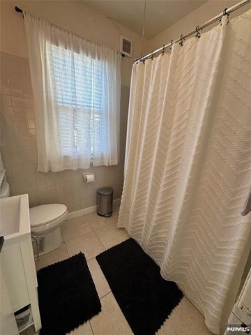 274 18th Street 278, Paterson, NJ 07524