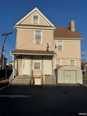 274 18th Street 278, Paterson, NJ 07524