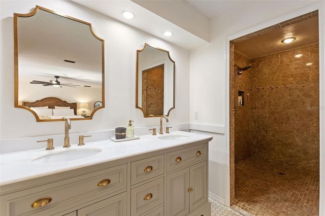 7853 ROLLING GROVE DRIVE E, Lakeland, FL 33810