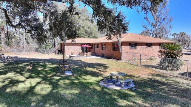 7853 ROLLING GROVE DRIVE E, Lakeland, FL 33810