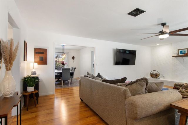 7853 ROLLING GROVE DRIVE E, Lakeland, FL 33810