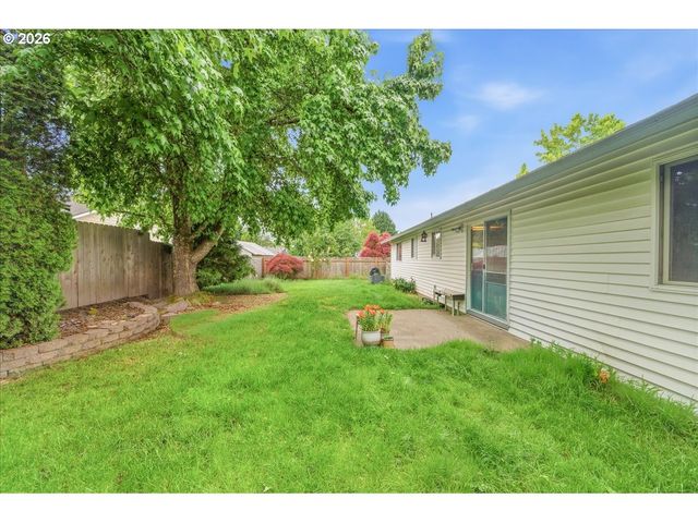 6658 Se GRACE St, Hillsboro, OR 97123