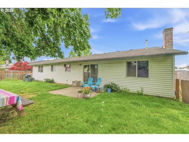 6658 Se GRACE St, Hillsboro, OR 97123