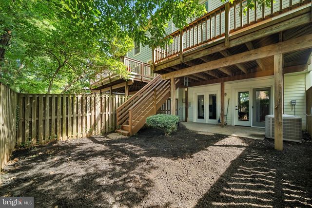 208 OCCOQUAN TER SW, Leesburg, VA 20175