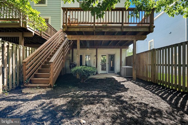 208 OCCOQUAN TER SW, Leesburg, VA 20175
