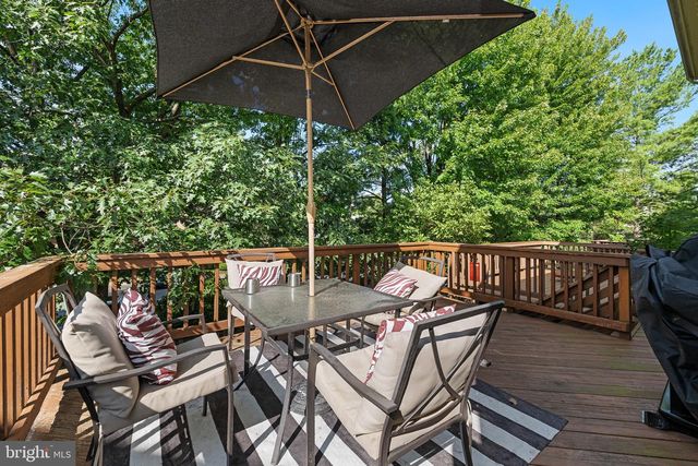 208 OCCOQUAN TER SW, Leesburg, VA 20175