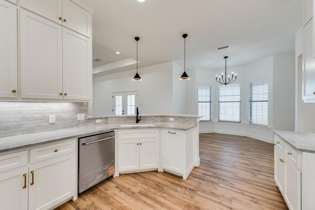 1813 N County Rd 1112, Midland, TX 79706