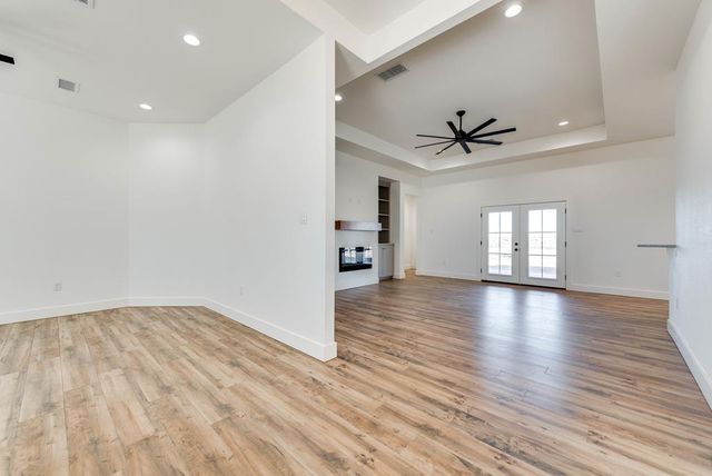 1813 N County Rd 1112, Midland, TX 79706