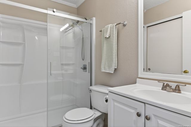 10254 Dover Rdg Apt 806, San Antonio, TX 78250