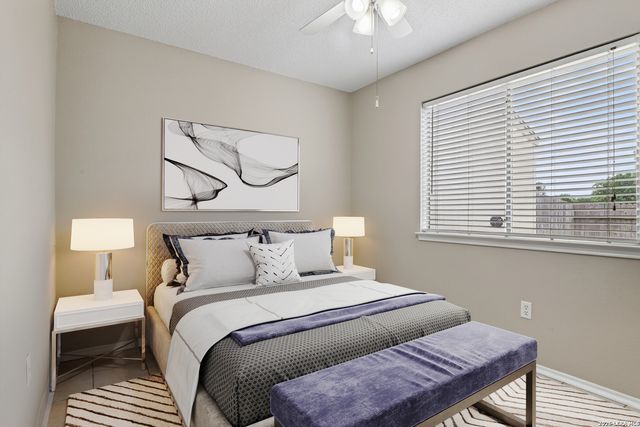 10254 Dover Rdg Apt 806, San Antonio, TX 78250