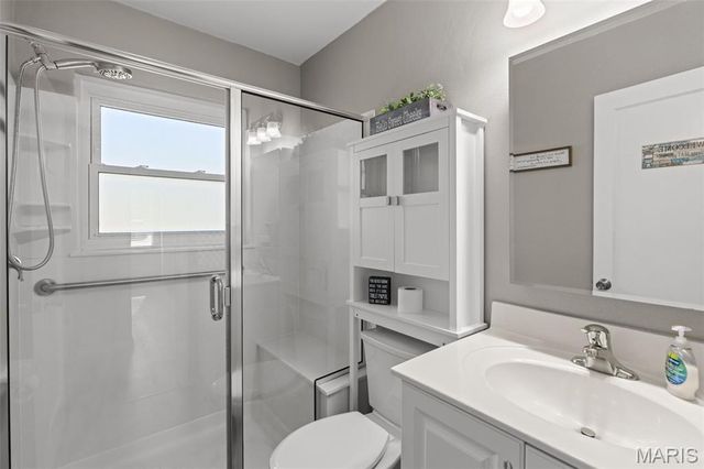 9814 Huntingdon Lane, St Louis, MO 63123