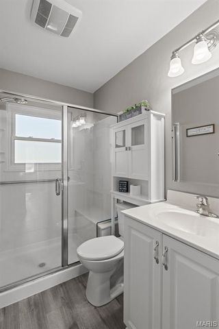 9814 Huntingdon Lane, St Louis, MO 63123