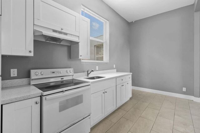1401 Division Avenue, West Palm Beach, FL 33401