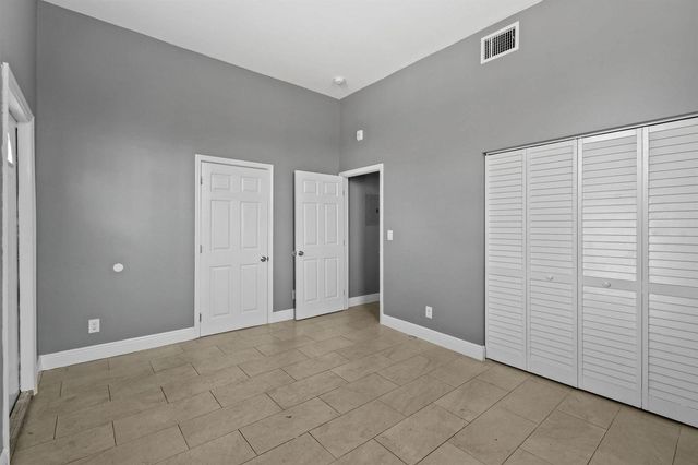 1401 Division Avenue, West Palm Beach, FL 33401