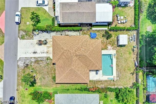 736 96th AVE N, Naples, FL 34108
