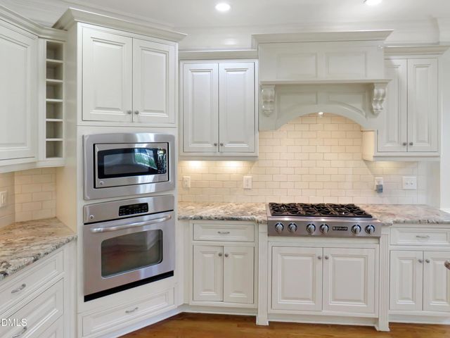 1605 Green Oaks Parkway, Holly Springs, NC 27540