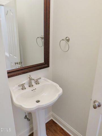 1605 Green Oaks Parkway, Holly Springs, NC 27540