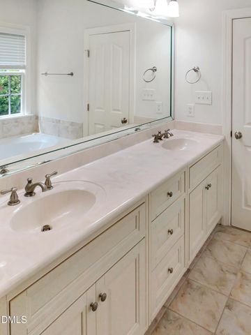 1605 Green Oaks Parkway, Holly Springs, NC 27540