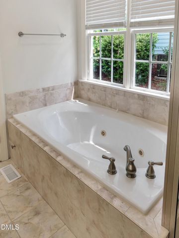 1605 Green Oaks Parkway, Holly Springs, NC 27540