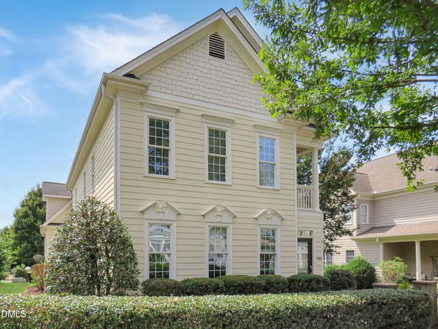 1605 Green Oaks Parkway, Holly Springs, NC 27540