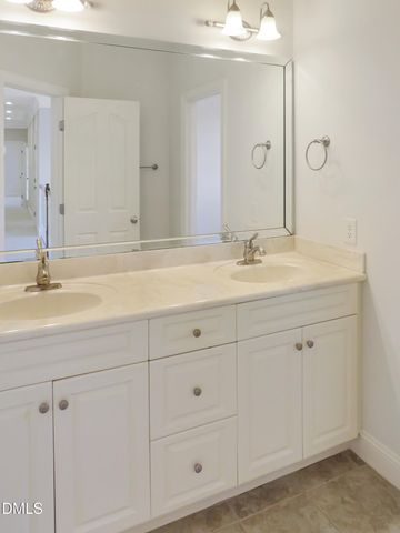 1605 Green Oaks Parkway, Holly Springs, NC 27540