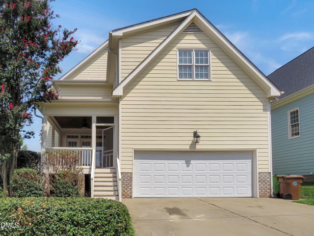 1605 Green Oaks Parkway, Holly Springs, NC 27540