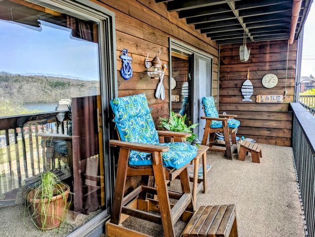 150 Sunken Forest Dr. 3-134, Forsyth, MO 65653